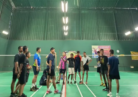 Badminton